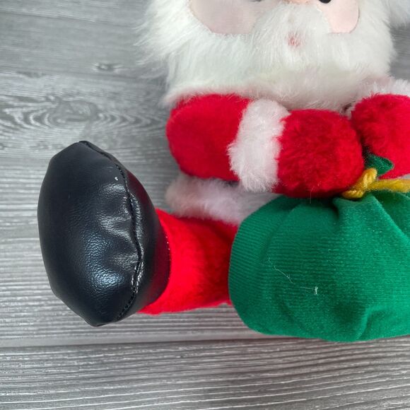 Vintage 1980s Fun Farm Santa Claus Plush Stuffed Christmas Holiday Toy Rare - Picture 7 of 12